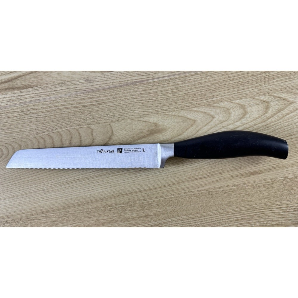 Zwilling J.A. Henckels TwinStar 8" Serrated Bread Knife 31046-200 Germany